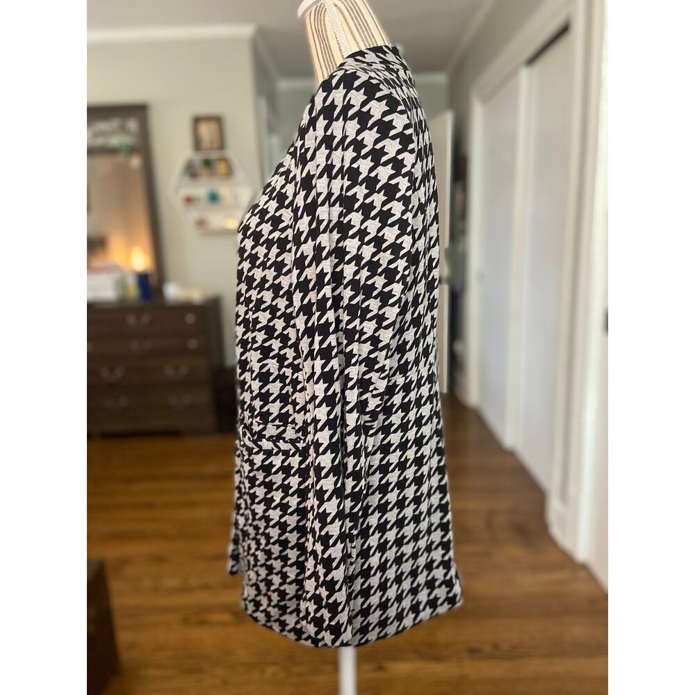 Torrid Size 1 black & gray houndstooth ponte knit fully lined one button blazer - Picture 4 of 9